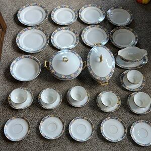 Thomas Dean White and Gold Dinnerware Set